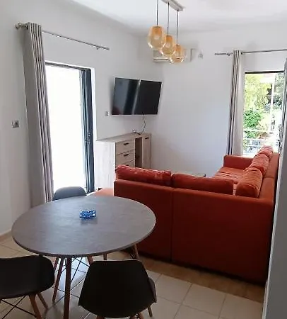 Apartment Christinas 4 Nerantza